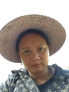 Snapshot of -Kitty-92 chatting on October 10, 9:03 am -Kitty-92 online show from October 10, 9:03 am