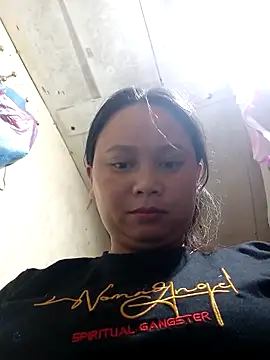 Snapshot of -Kitty-92 chatting on September 28, 1:34 am -Kitty-92 online show from September 28, 1:34 am