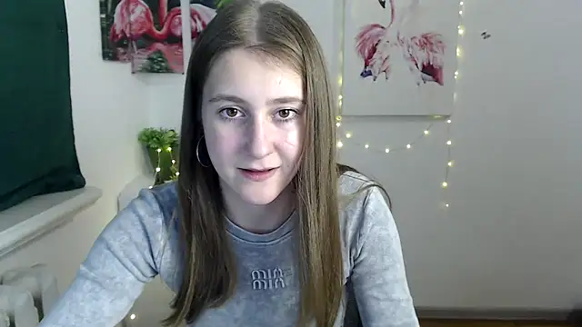 Snapshot of Milka_kamila chatting on October 13, 3:04 pm Milka kamila online show from October 13, 3:04 pm