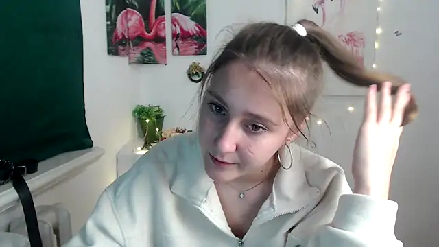 Snapshot of Milka_kamila chatting on October 15, 3:58 pm Milka kamila online show from October 15, 3:58 pm