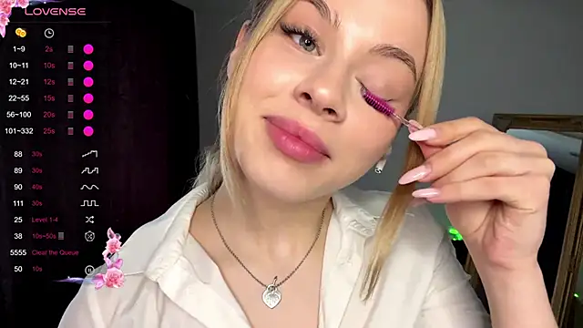 Lil Elisa online show from October 9, 9:46 am