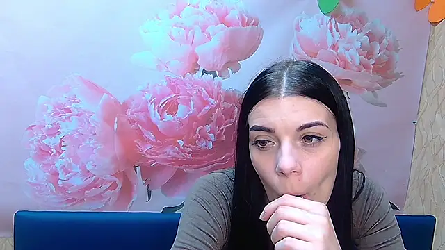 EmiliFlore online show from September 11, 6:03 am