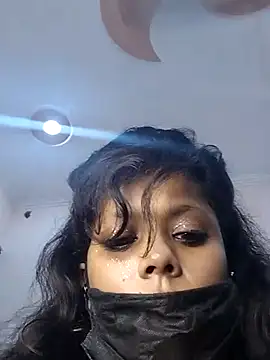 Snapshot of aliyaa9900 chatting on October 23, 7:42 pm aliyaa9900 online show from October 23, 7:42 pm