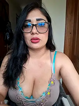 Monse--145 online show from March 4, 7:53 pm