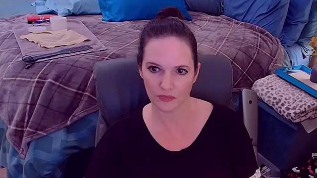 Snapshot of ninajaymes chatting on October 9, 10:25 pm ninajaymes online show from October 9, 10:25 pm