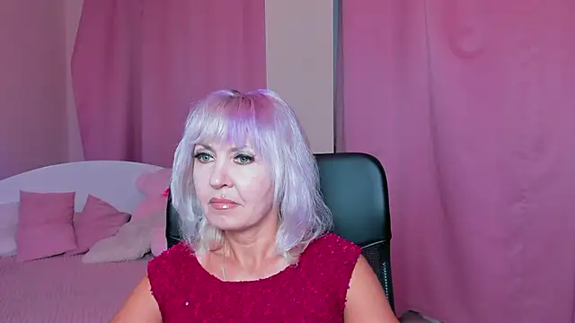 MissVall online show from September 11, 4:29 pm
