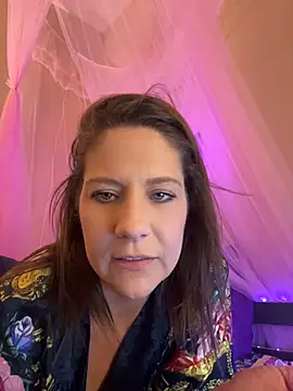 LilaJaneErotica online show from April 16, 3:40 am