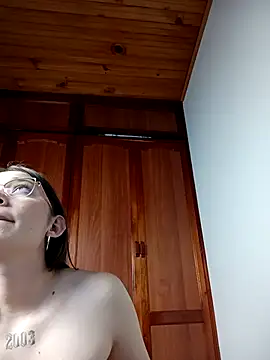 MilaFyre online show from November 9, 2:02 pm