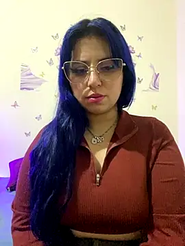 Snapshot of honeyviviss chatting on September 10, 11:38 pm honeyviviss online show from September 10, 11:38 pm