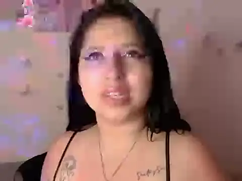 Snapshot of honeyviviss chatting on October 27, 12:01 pm honeyviviss online show from October 27, 12:01 pm