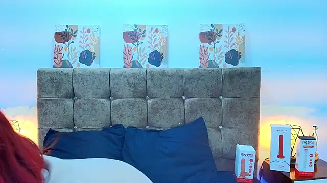 Snapshot of Dulce_Bella_ chatting on October 1, 7:41 pm Dulce Bella  online show from October 1, 7:41 pm