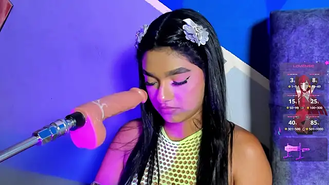 lau-hot online show from December 14, 8:03 pm