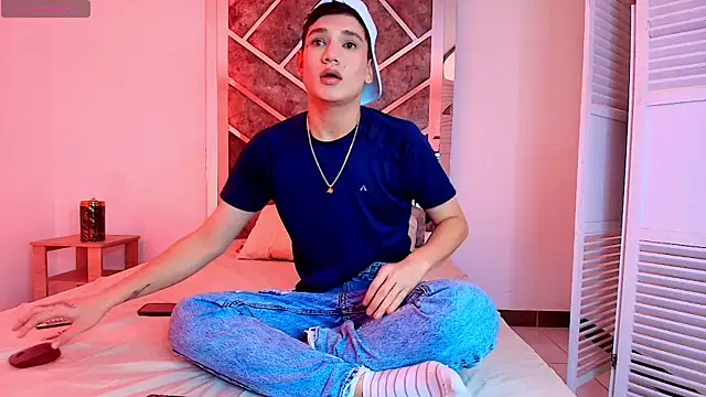 KendallRose  online show from September 10, 9:26 pm