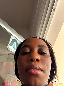 Snapshot of maryuri_21 chatting on October 28, 4:02 pm maryuri 21 online show from October 28, 4:02 pm