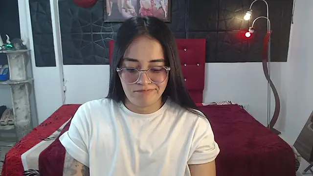 EmilyBazan online show from September 13, 10:18 pm