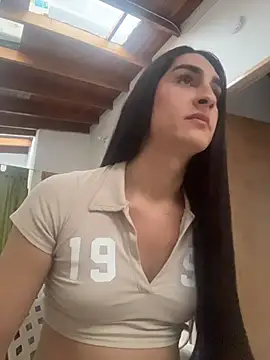 lola diez online show from October 28, 10:36 pm