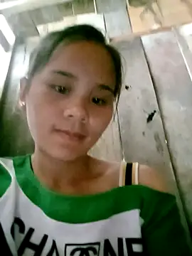 Snapshot of Suni2345 chatting on October 8, 1:32 am Suni2345 online show from October 8, 1:32 am