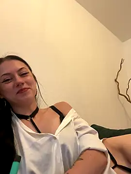 SamiraSchulz online show from September 17, 12:58 pm