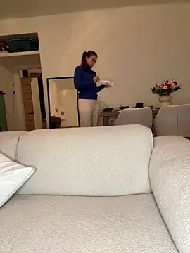 SophiiaStarr online show from April 10, 7:09 pm