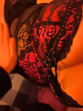 MiriandZacki online show from September 26, 8:28 pm