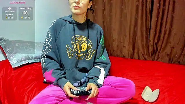 XBODTRIIPX online show from March 2, 12:10 am