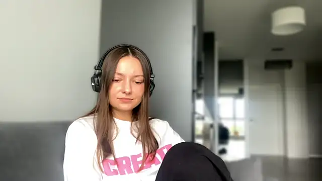 Snapshot of SoulHiperAgne_ chatting on September 18, 9:41 am SoulHiperAgne  online show from September 18, 9:41 am