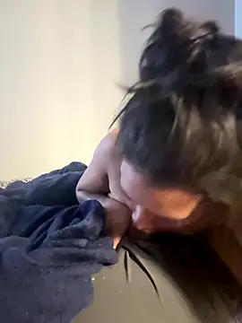 lachikii online show from October 16, 2:36 am