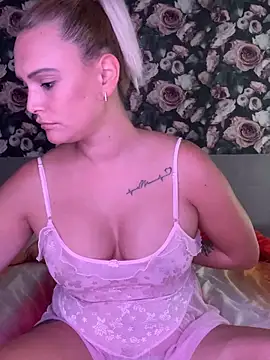 NatalieBlum online show from September 12, 8:01 am