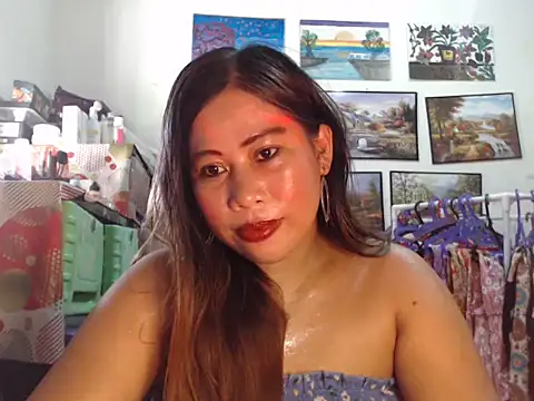 Snapshot of filipina_beauty chatting on October 19, 2:02 am filipina beauty online show from October 19, 2:02 am