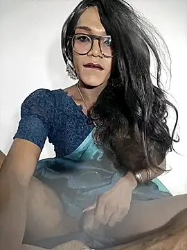 Winterbunny95 online show from September 20, 9:24 pm