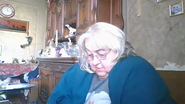 Snapshot of Lala-Love56 chatting on October 27, 12:01 pm Lala-Love56 online show from October 27, 12:01 pm