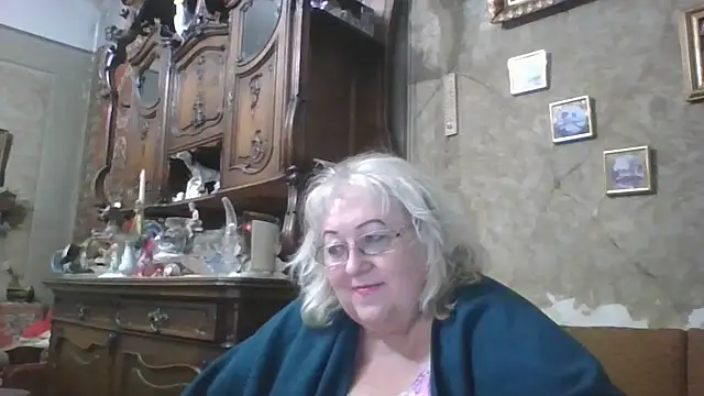 Snapshot of Lala-Love56 chatting on September 16, 6:49 pm Lala-Love56 online show from September 16, 6:49 pm