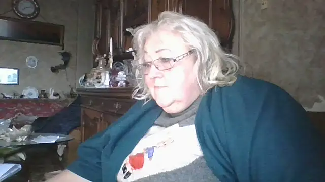 Snapshot of Lala-Love56 chatting on October 9, 11:36 am Lala-Love56 online show from October 9, 11:36 am