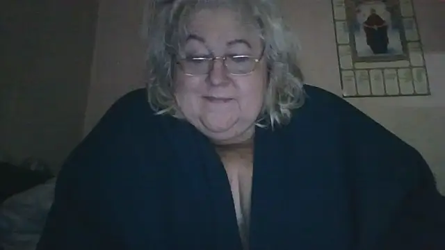 Snapshot of Lala-Love56 chatting on October 23, 8:48 pm Lala-Love56 online show from October 23, 8:48 pm