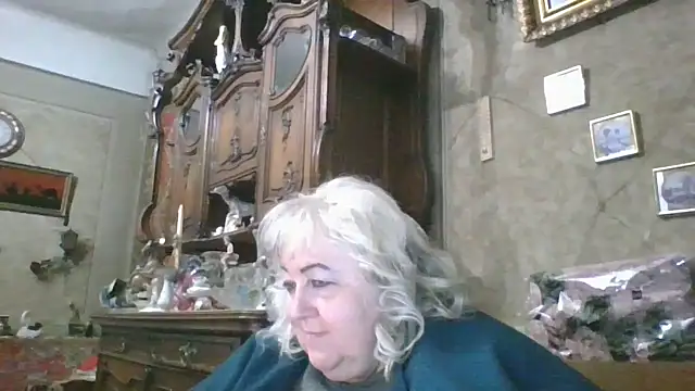 Snapshot of Lala-Love56 chatting on October 2, 6:46 pm Lala-Love56 online show from October 2, 6:46 pm