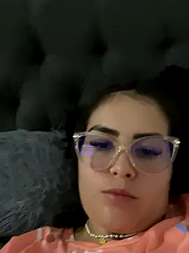 Snapshot of amberbakee chatting on November 2, 1:31 am amberbakee online show from November 2, 1:31 am