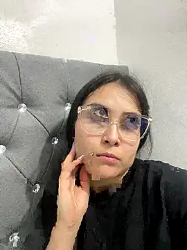 Snapshot of amberbakee chatting on October 18, 11:50 pm amberbakee online show from October 18, 11:50 pm