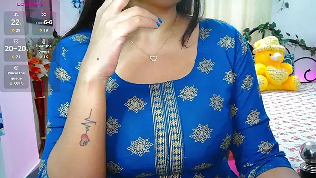 Snapshot of WildDimpi_0 chatting on October 3, 5:34 am WildDimpi 0 online show from October 3, 5:34 am