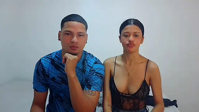 Snapshot of Sexy777Couple chatting on September 25, 1:54 pm Sexy777Couple online show from September 25, 1:54 pm