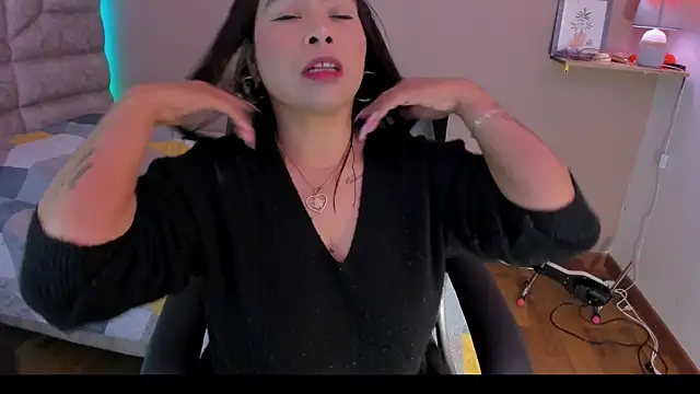 Snapshot of roselyn_caprice chatting on October 18, 3:20 am roselyn caprice online show from October 18, 3:20 am