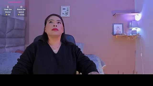 Snapshot of roselyn_caprice chatting on September 30, 9:04 am roselyn caprice online show from September 30, 9:04 am