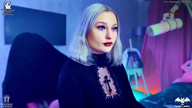 Wounded Goddess  online show from February 3, 3:48 am