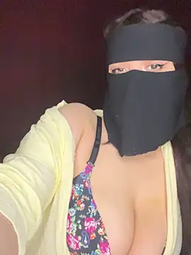 Snapshot of RooVaaN-Xx chatting on October 19, 3:03 pm RooVaaN-Xx online show from October 19, 3:03 pm