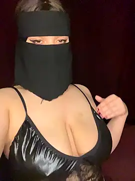 Snapshot of RooVaaN-Xx chatting on October 17, 3:10 am RooVaaN-Xx online show from October 17, 3:10 am