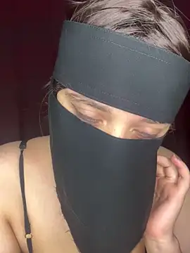 Snapshot of RooVaaN-Xx chatting on September 8, 10:09 pm RooVaaN-Xx online show from September 8, 10:09 pm