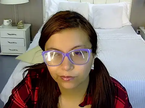 Amber Rouge  online show from September 15, 12:13 pm
