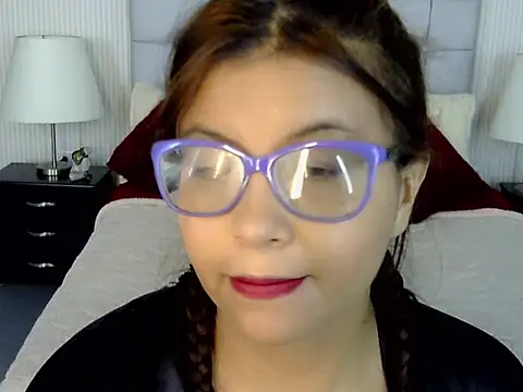 Amber Rouge  online show from October 1, 12:32 pm