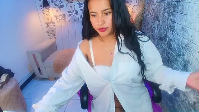 Snapshot of _barbaragomez chatting on October 22, 7:41 pm  barbaragomez online show from October 22, 7:41 pm