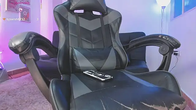 Snapshot of Nikkita_Dragon chatting on September 29, 3:55 am Nikkita Dragon online show from September 29, 3:55 am