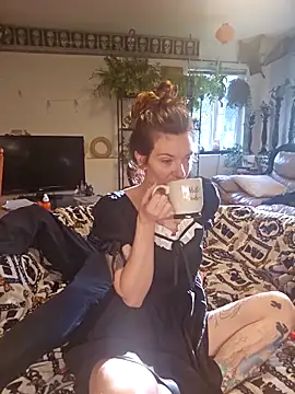 Blossom94 online show from October 15, 4:20 pm